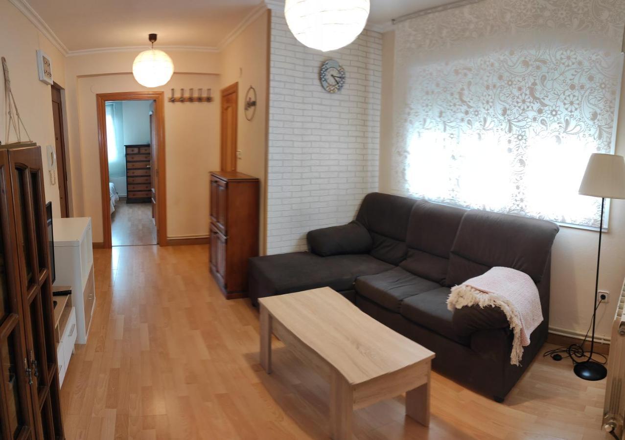 Apartamento De 2 Habitaciones A Un Paso De Begona Gijon Exterior photo