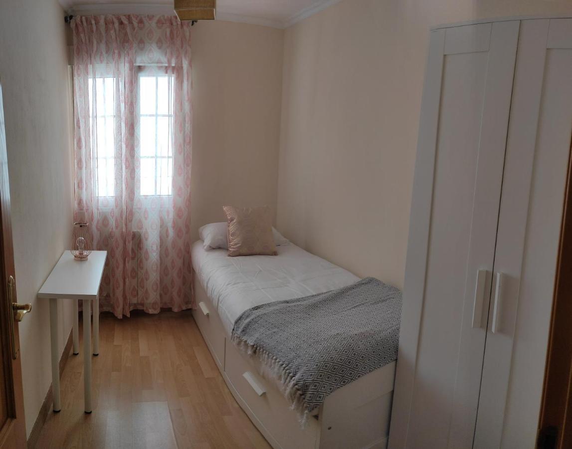 Apartamento De 2 Habitaciones A Un Paso De Begona Gijon Exterior photo